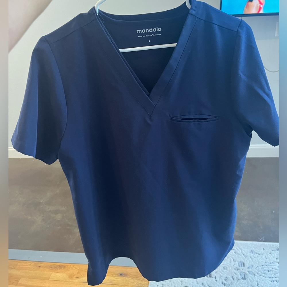 Large Mandala one pocket scrub tops